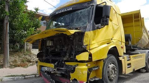 S­ü­r­ü­c­ü­ ­E­h­l­i­y­e­t­s­i­z­ ­v­e­ ­A­r­a­n­ı­y­o­r­d­u­:­ ­S­i­l­i­v­r­i­­d­e­ ­H­a­f­r­i­y­a­t­ ­K­a­m­y­o­n­u­ ­E­v­e­ ­G­i­r­d­i­!­